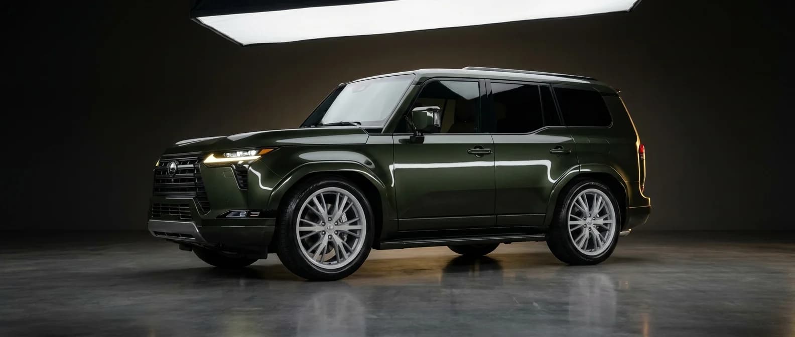 2024 Lexus GX 550 Luxury+ in Nori Green Pearl