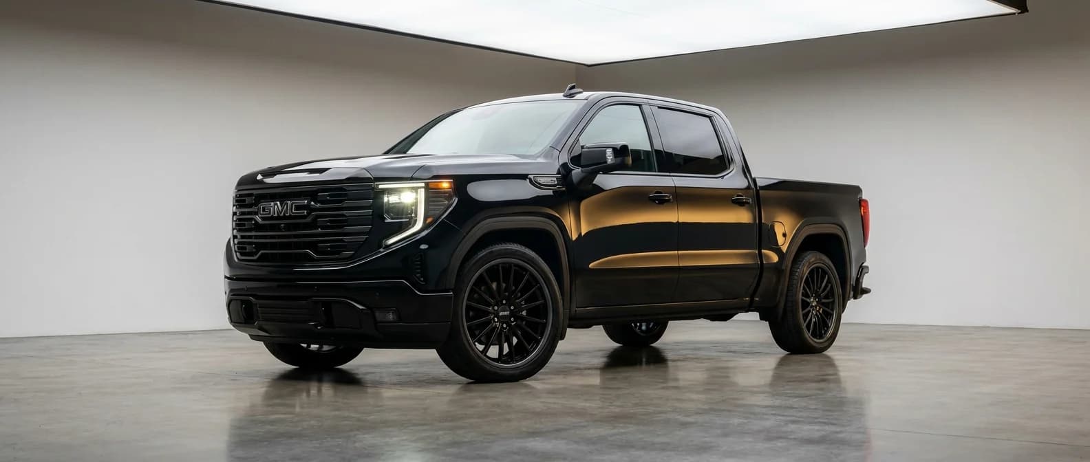 2025 GMC Sierra 1500 Denali Ultimate in Onyx Black